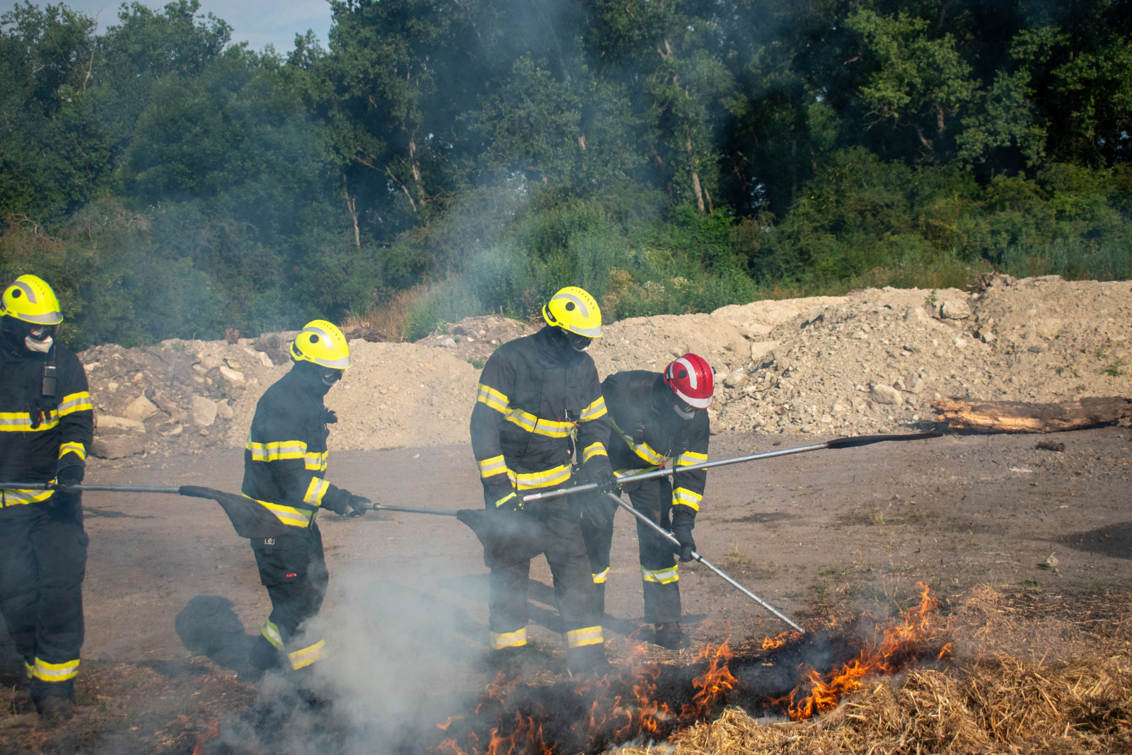 020-výcvik mělnických hasičů.jpg
