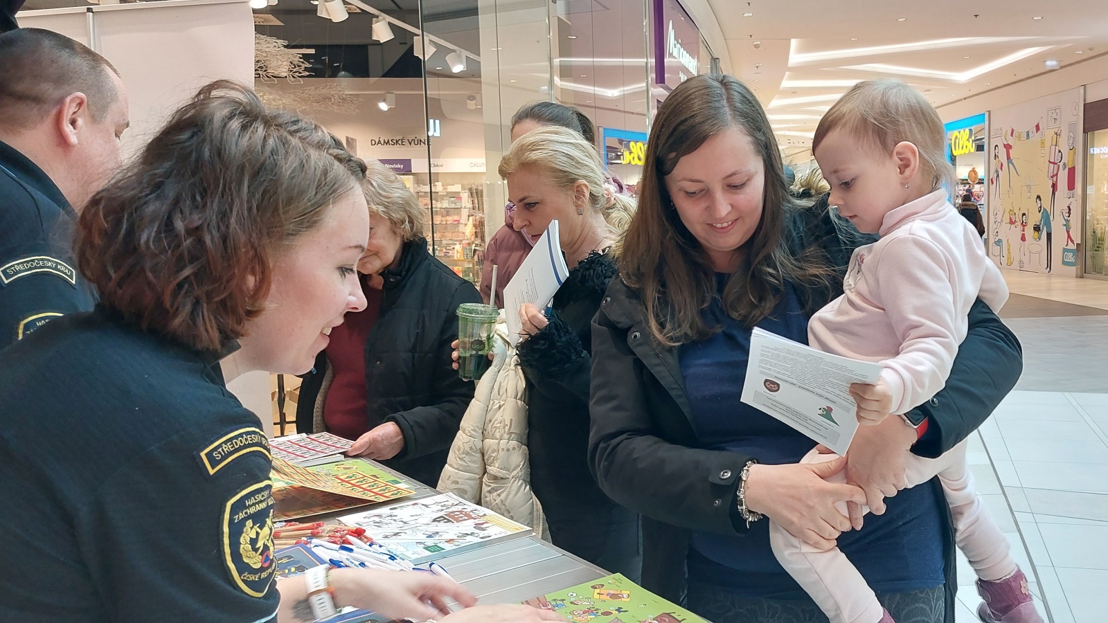 024-Den linky 112 v kladenském Centralu.jpg