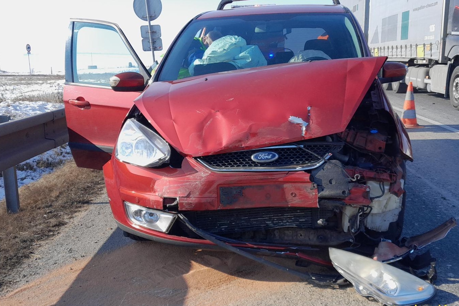 030-Auto ve stavební firmě.jpg