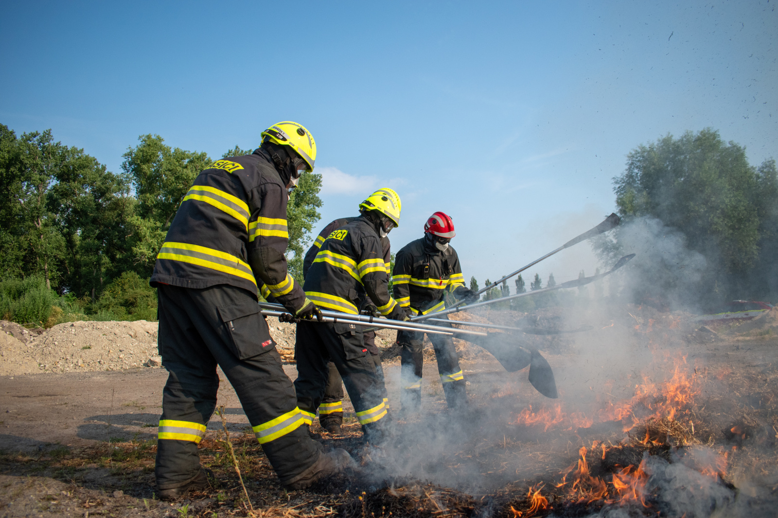 030-výcvik mělnických hasičů.jpg