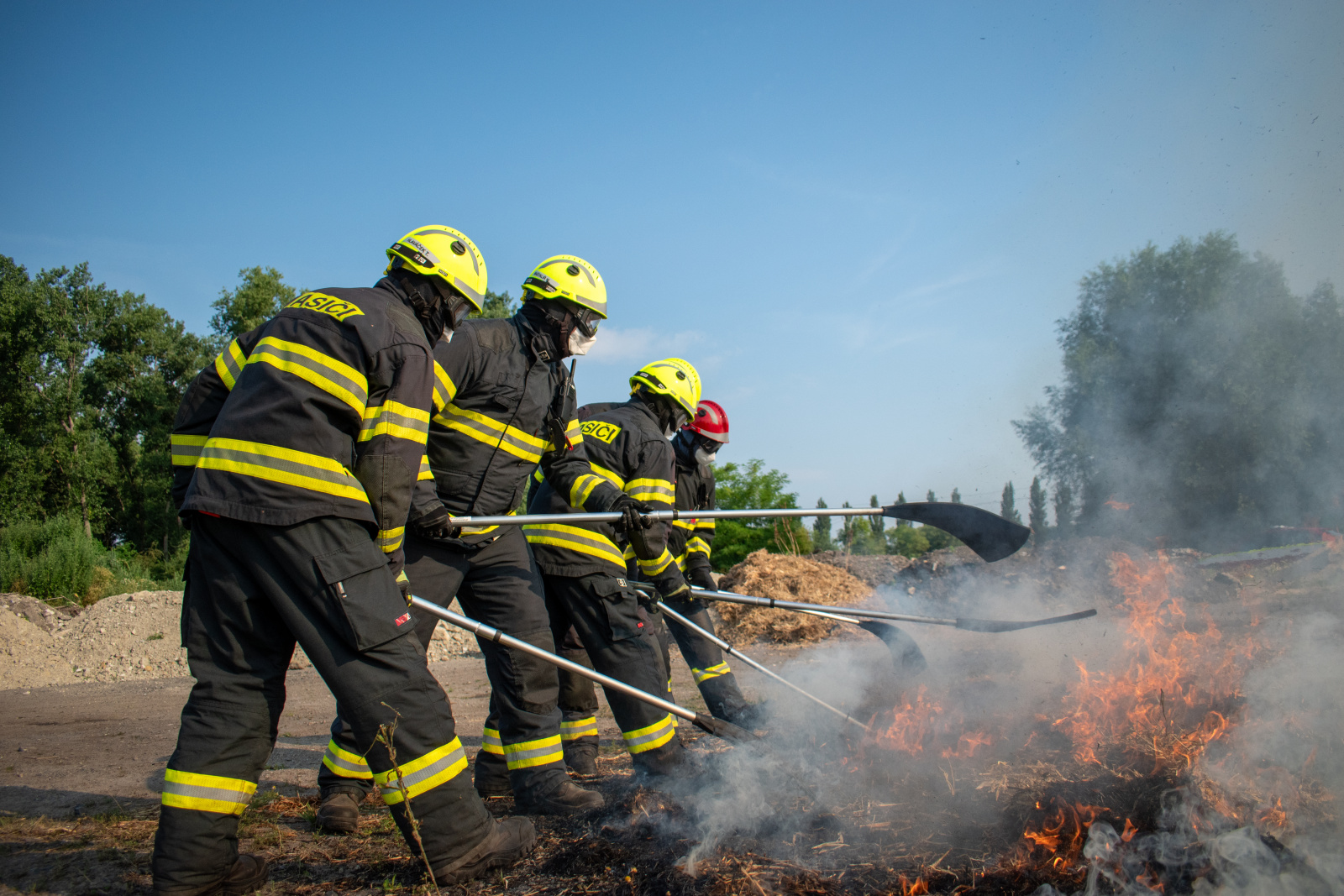 032-výcvik mělnických hasičů.jpg