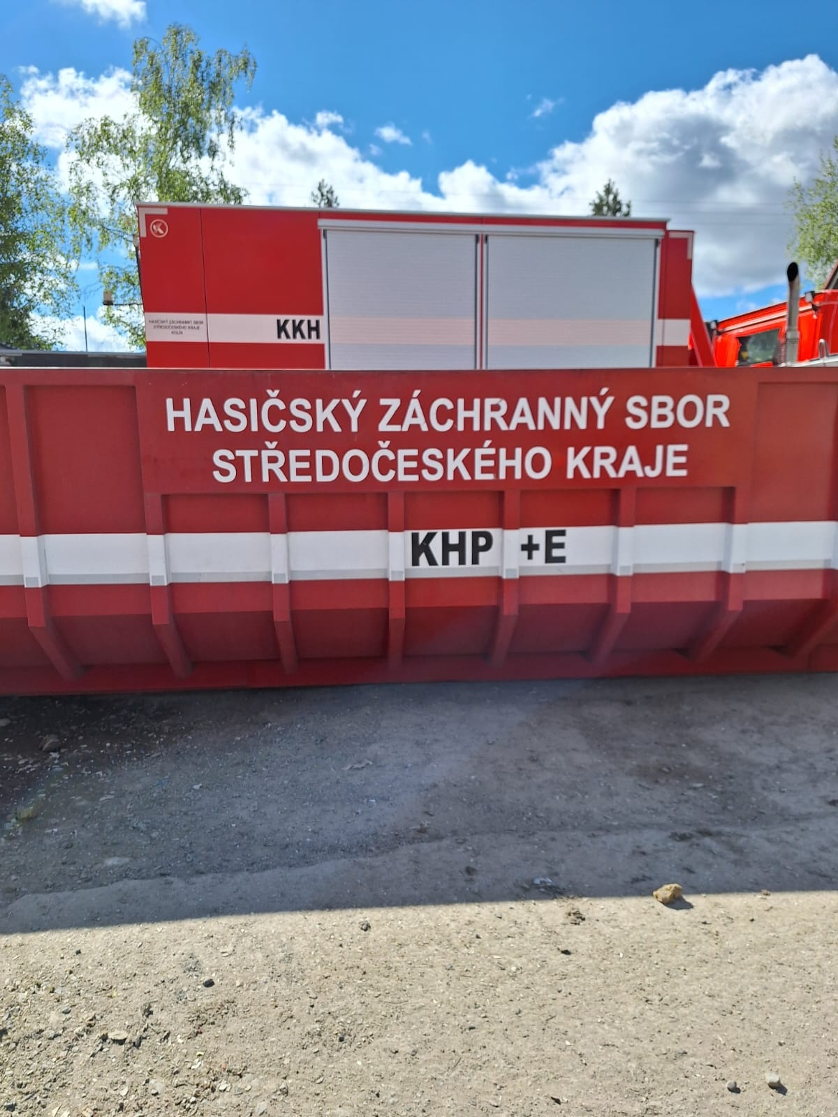 035-požár skládky Rynholec.jpg