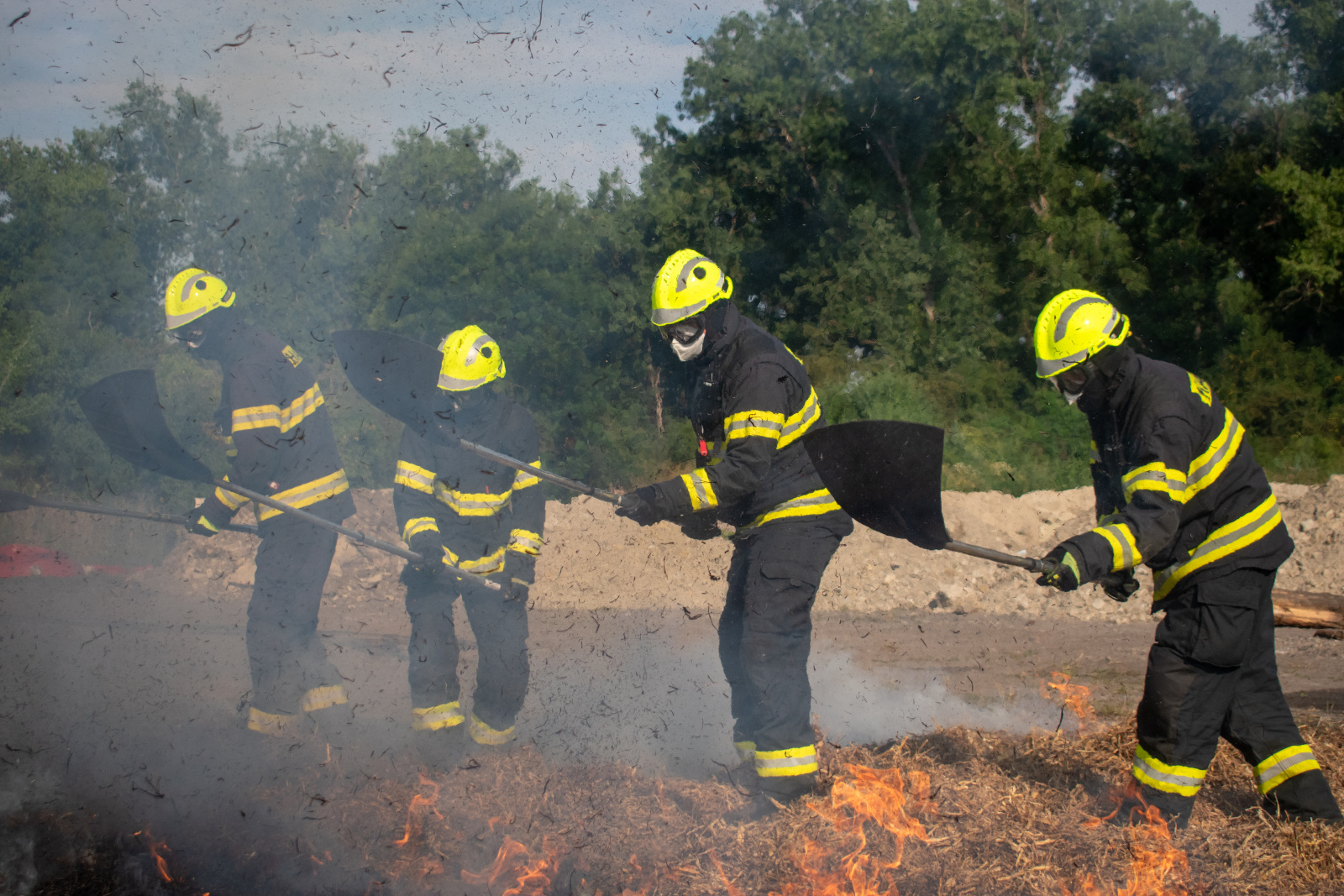 051-výcvik mělnických hasičů.jpg