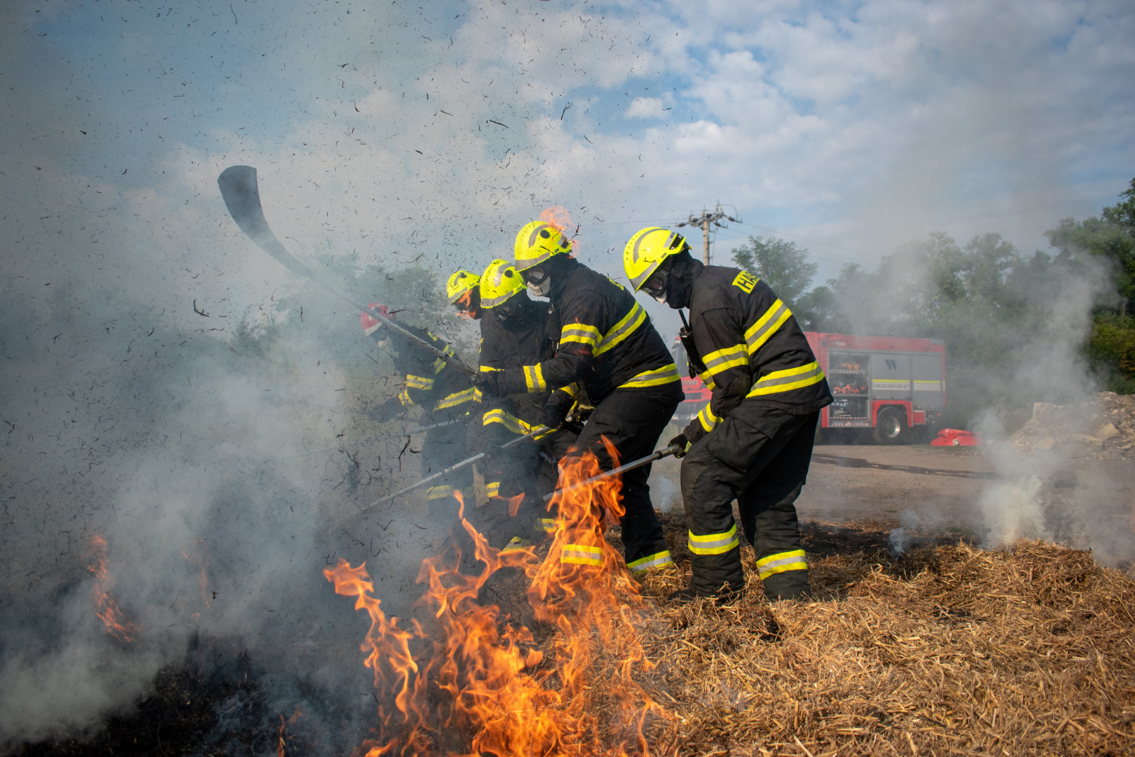 056-výcvik mělnických hasičů.jpg