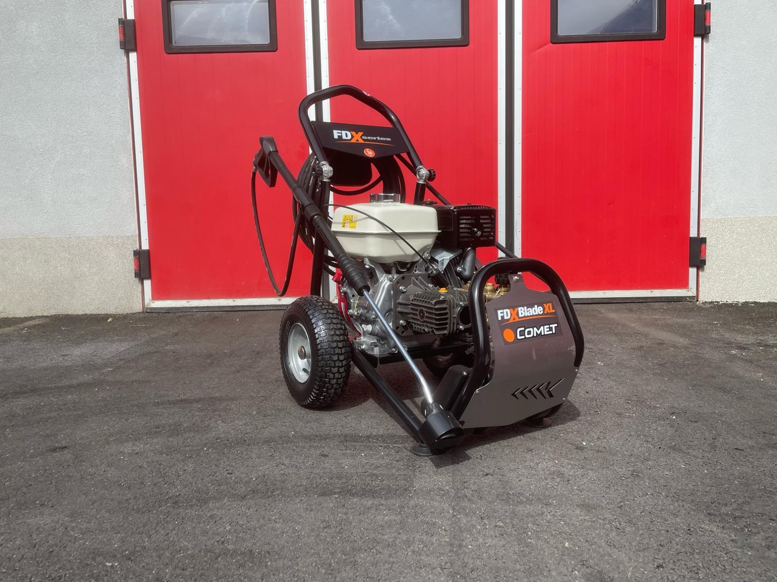 Vysokotlaký studenovodní čisticí strojStanoviště dekontaminace zasahujících