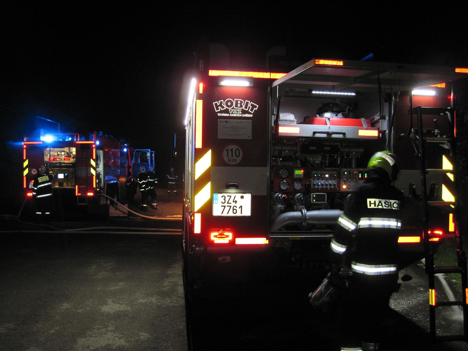 06.jpg