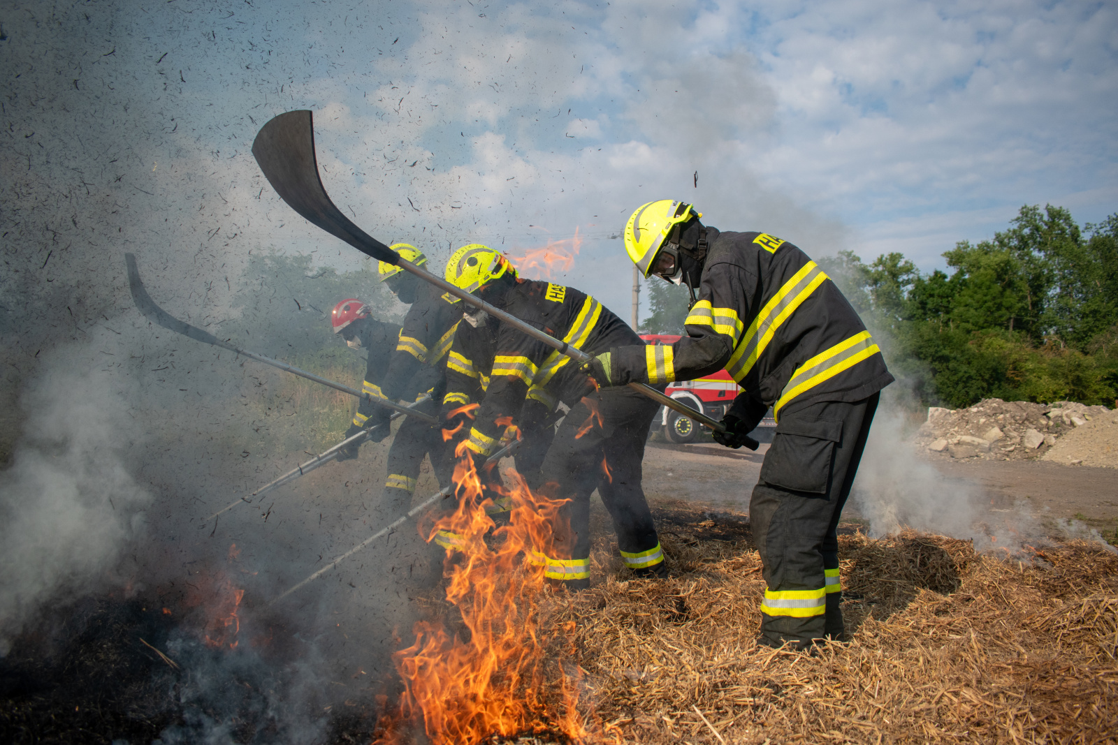 060-výcvik mělnických hasičů.jpg