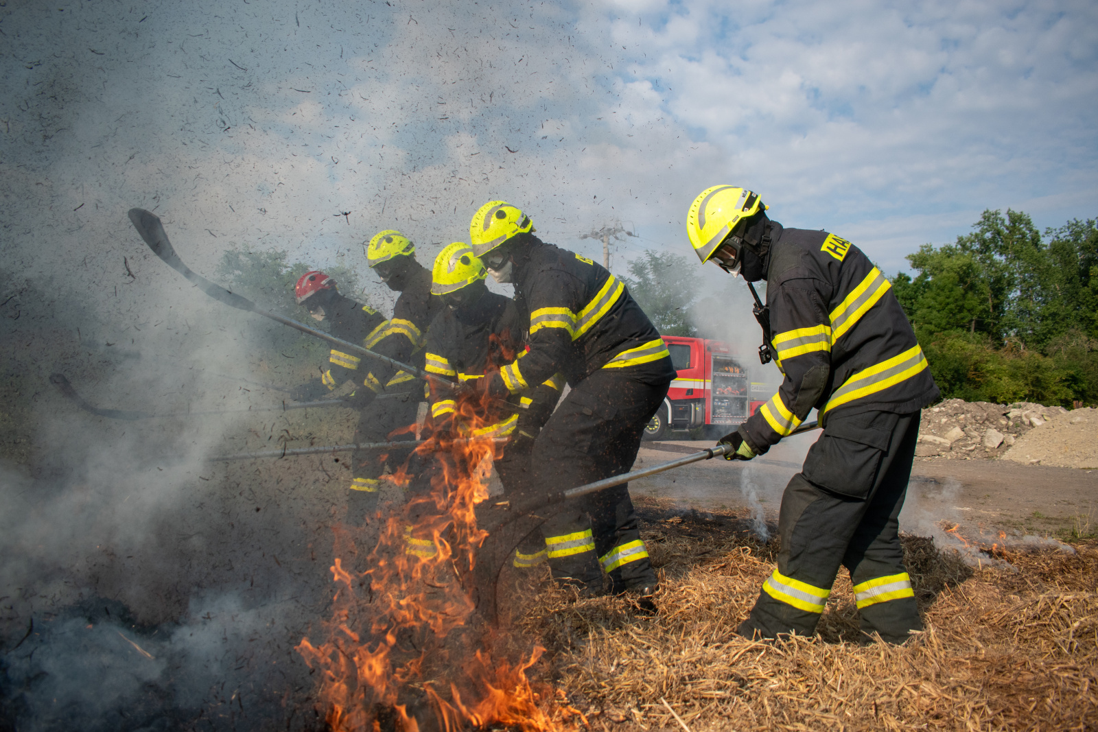 061-výcvik mělnických hasičů.jpg