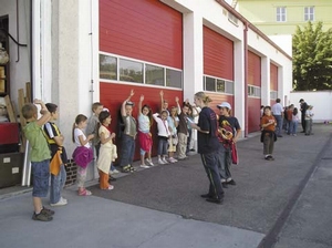 Návštěva dětí na stanici HZS kraje