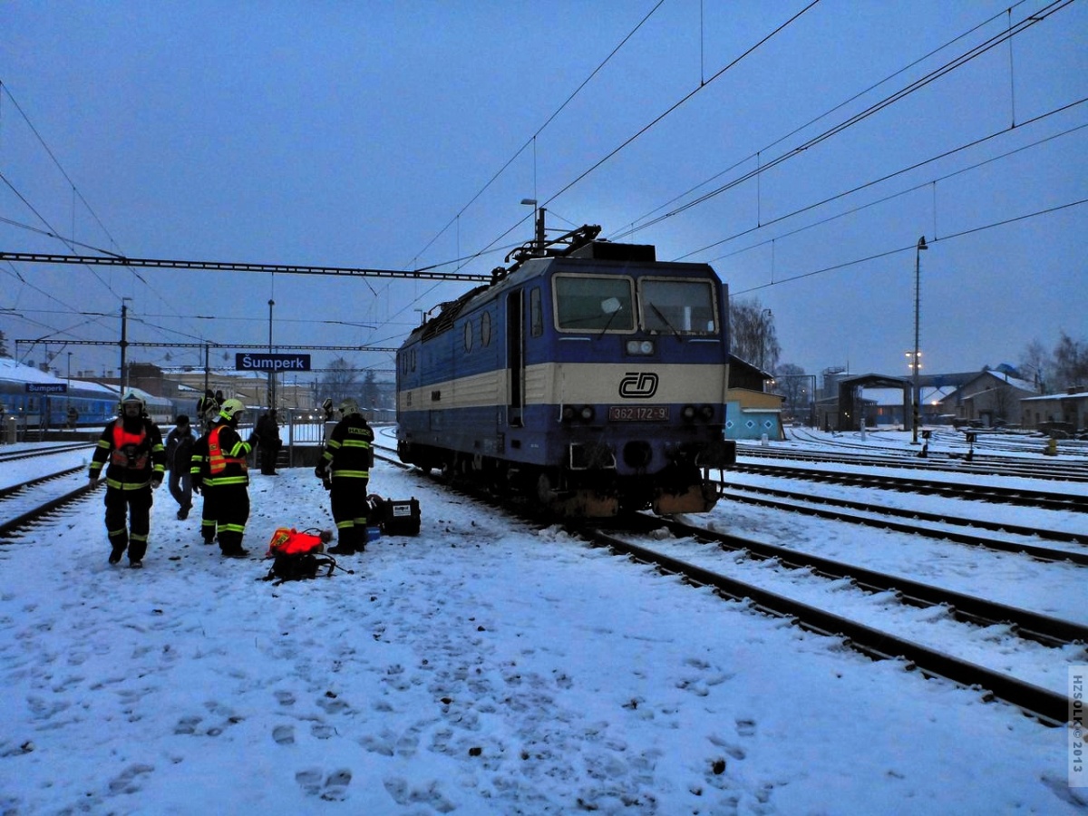 1 19-3-2013 Požár lokomotivy Šumperk (1).JPG