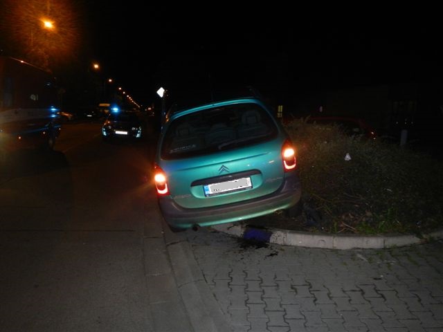 1 Dopravní nehoda OA, České Budějovice - 6. 5. 2014 (2).jpg