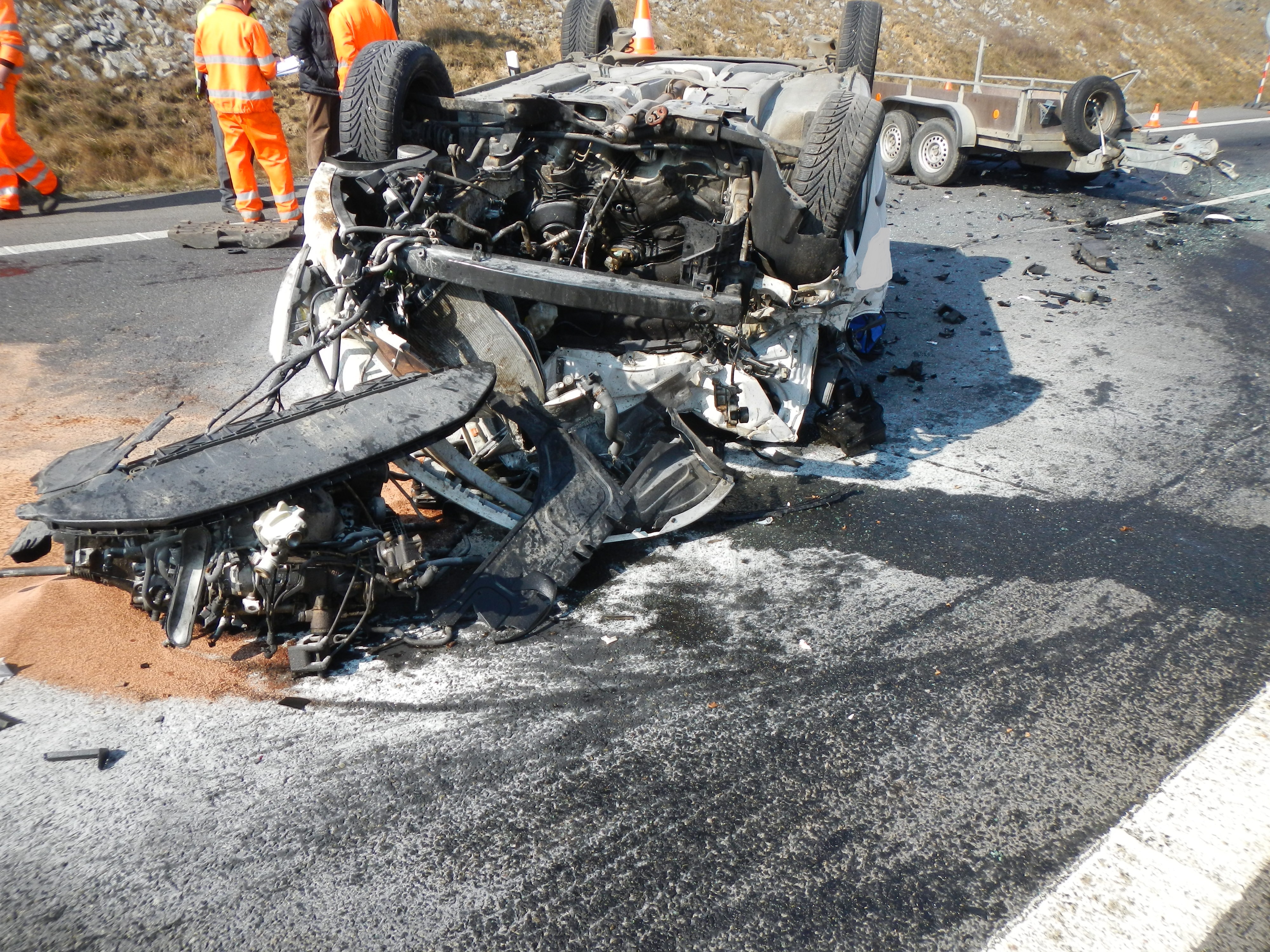 1 Dopravní nehoda OA, Malčice - 12. 3. 2014 (2).jpg