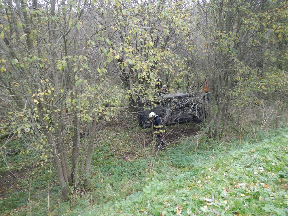 1 Dopravní nehoda OA, Plánička - 25. 10. 2014 (3).jpg