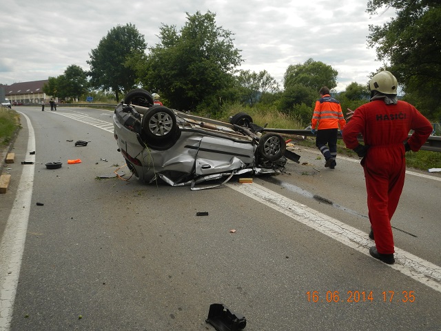 1 Dopravní nehoda OA, Přední Ptákovice - 17. 6. 2014 (1).JPG