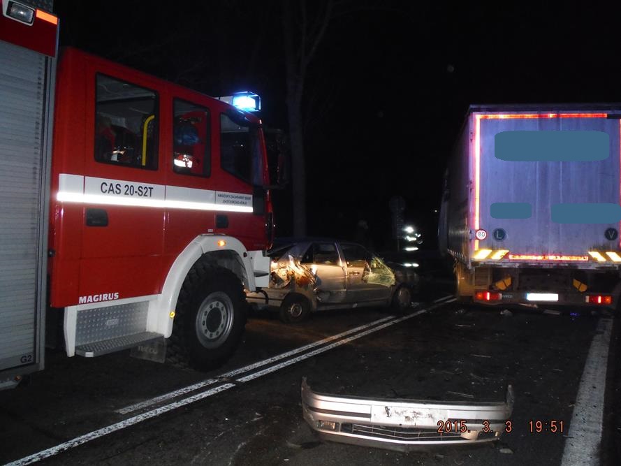 1 Dopravní nehoda OA a NA, Štěpánovice - 3. 3. 2015 (1).JPG