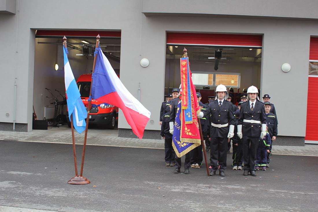 1 Nový člun, Frymburk - 7. 11. 2015 (3).JPG