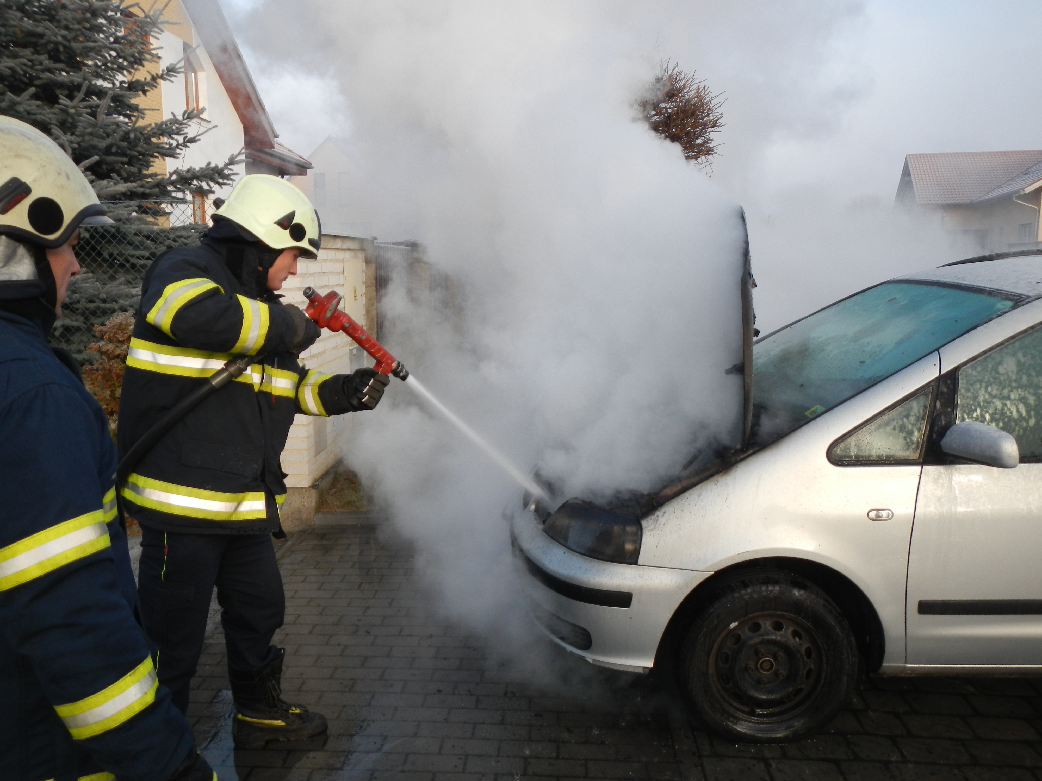 1 Požár OA, Písek - 21. 12. 2013 (1).jpg