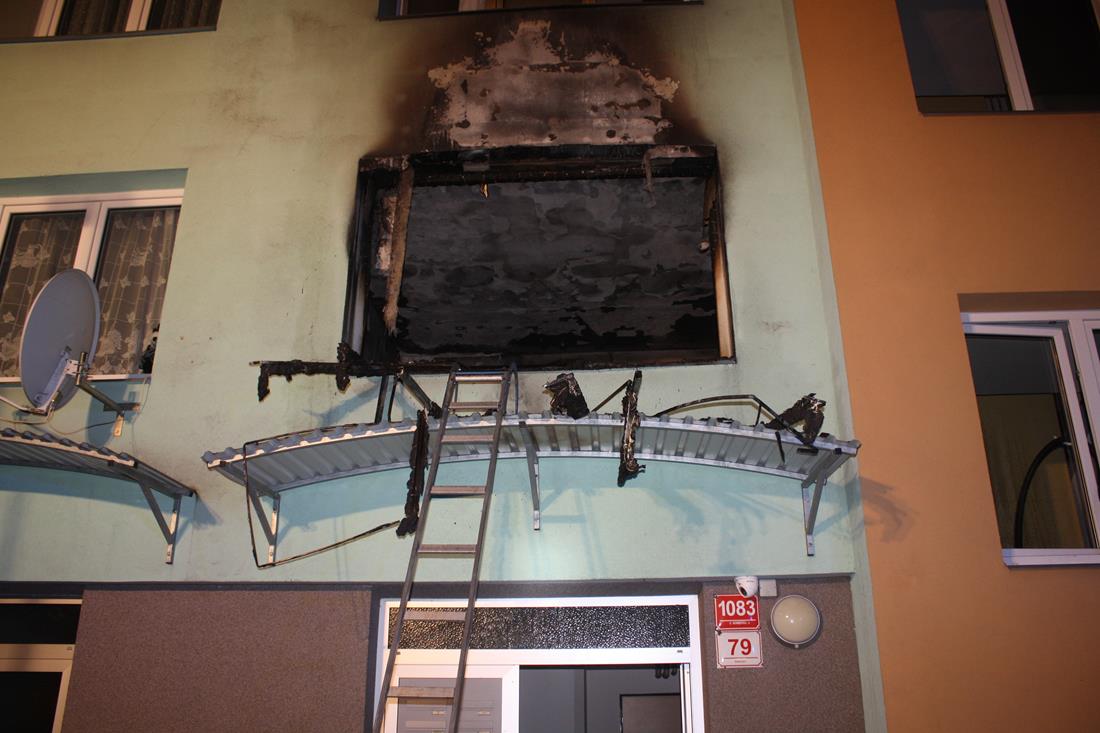 1 Požár bytu, České Budějovice - 20. 4. 2016 (2).JPG