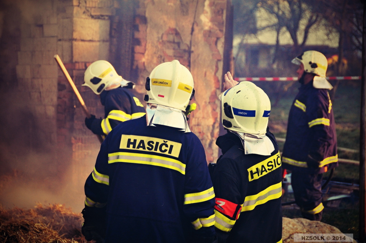10 12-3-2014 P_NB_Šumvald - hospodářská budova (18).JPG