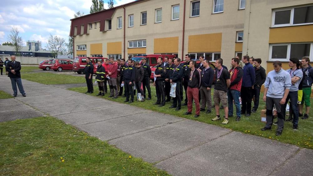 10 Krajská soutěž HZS JčK v lezení - 11. 5. 2016 (10).jpg