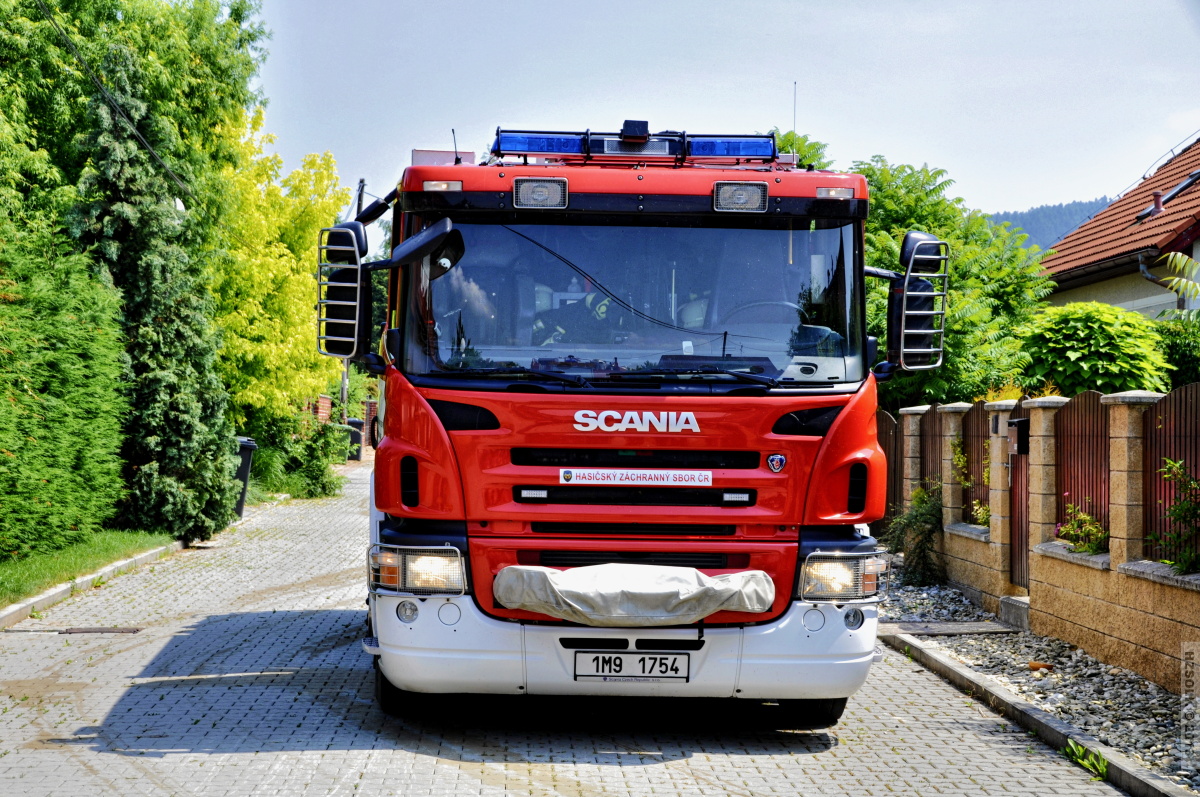 10 pozar_tuje_Dolany_19_6_2013 (8).JPG