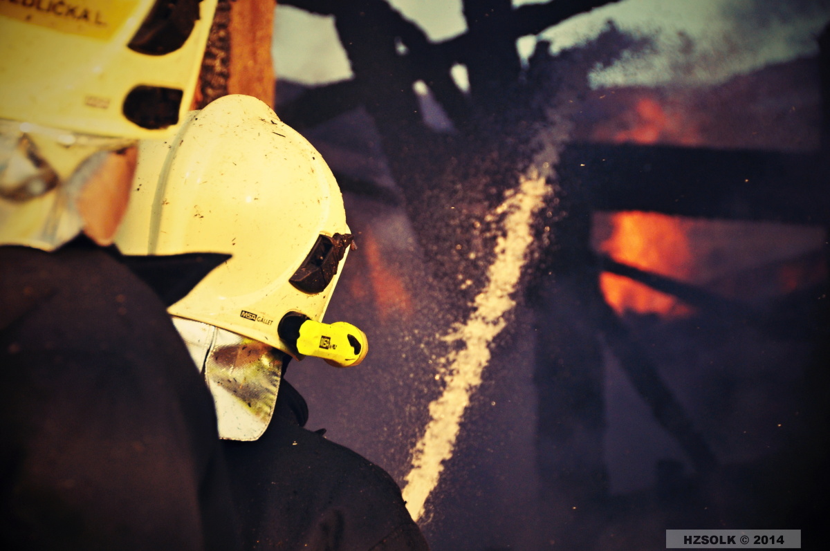 11 12-3-2014 P_NB_Šumvald - hospodářská budova (41).JPG