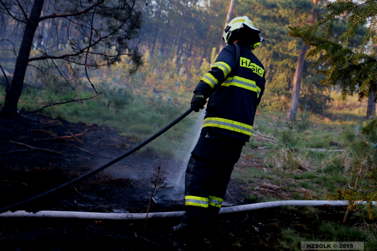 12 21-4-2015 Požár lesa Náměšť na Hané (37).JPG