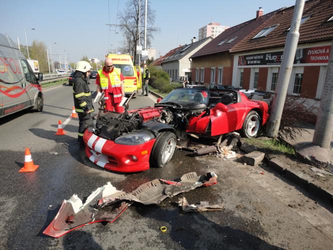 13-04-25 Hradec Králové, Brněnská.JPG