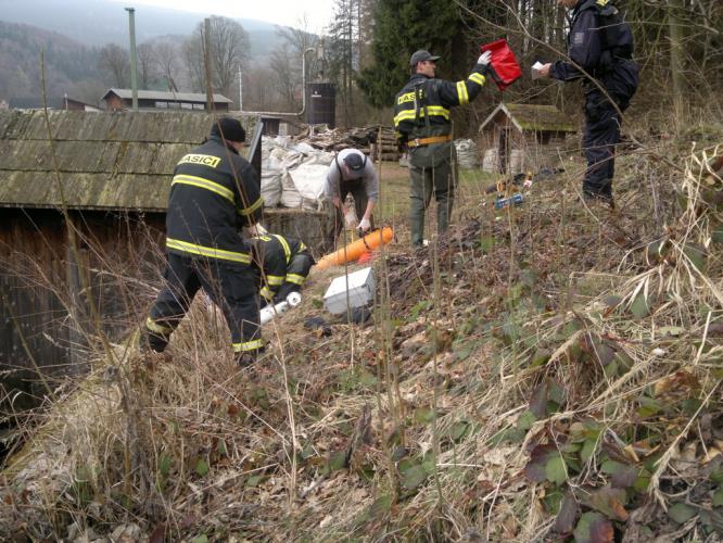 14-03-28 Pátrání po pohřešované osobě, Horní Maršov (1).jpg