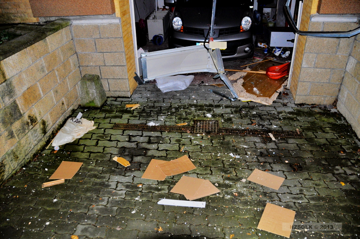 14 20-11-2013 Exploze v rodinném domku Příkazy (3).JPG