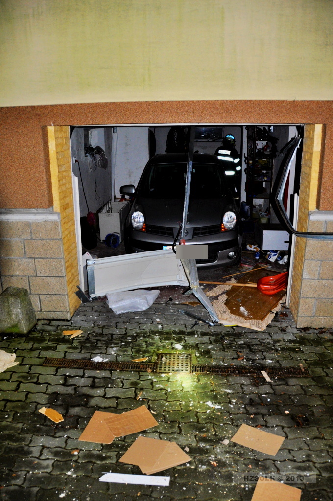 15 20-11-2013 Exploze v rodinném domku Příkazy (4).JPG