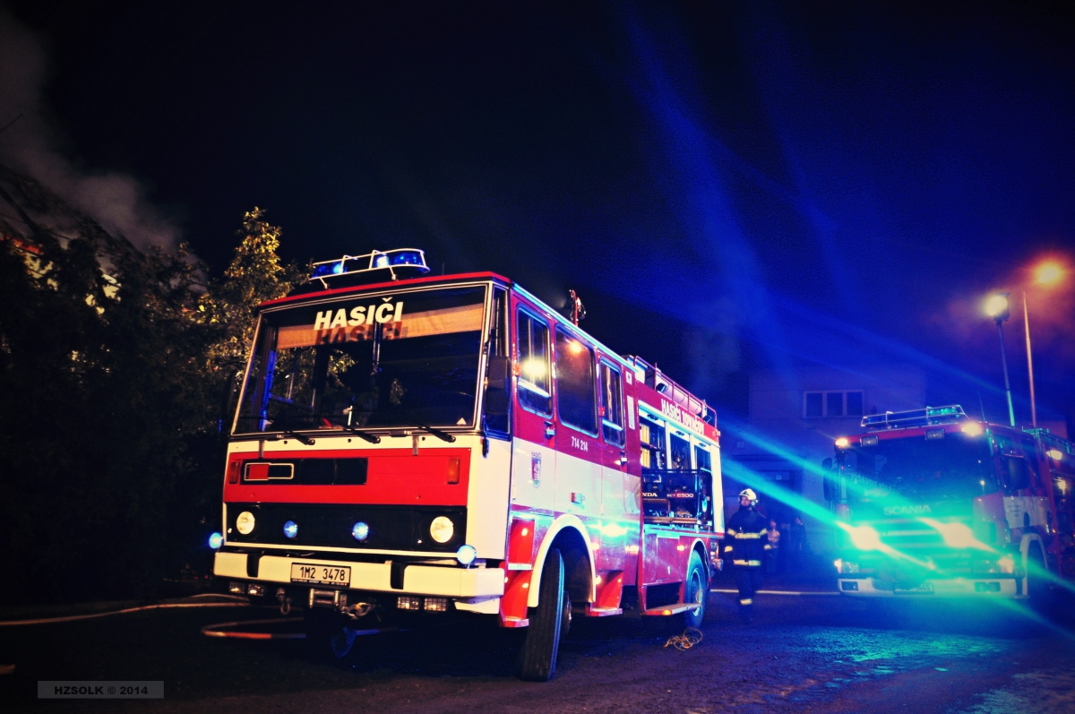 15 6-2-2014 Požár RD Klopotovice - střecha objektu (22).JPG