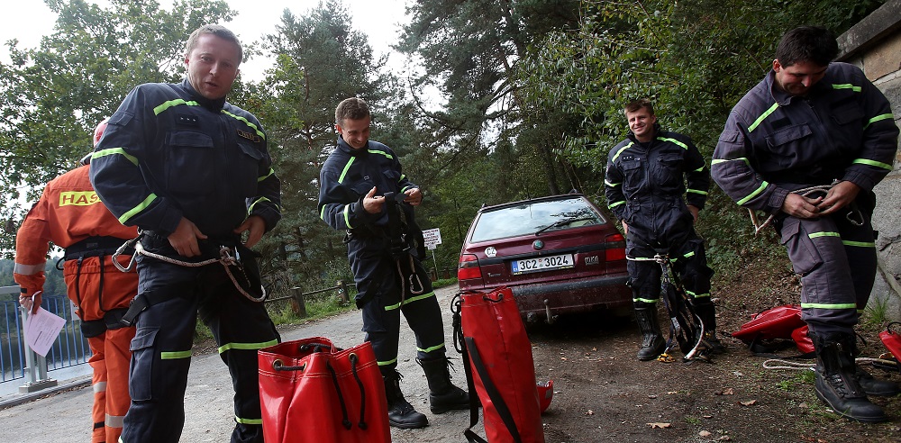 15 Cvičení lezců, Husinecká přehrada - 25. 9. 2014 (3).JPG