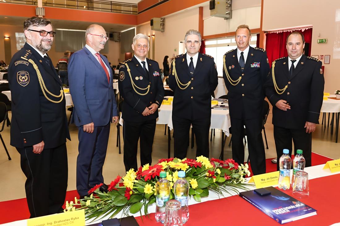 150 let hasičů v ČB - slavnostní aktiv - 12. 5. 2016 (26).JPG