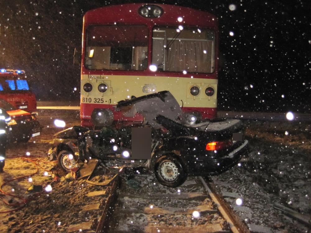 16-01-13 DNŽ OA x vlak, Rokytnice v O.h. - Pěčín.jpg