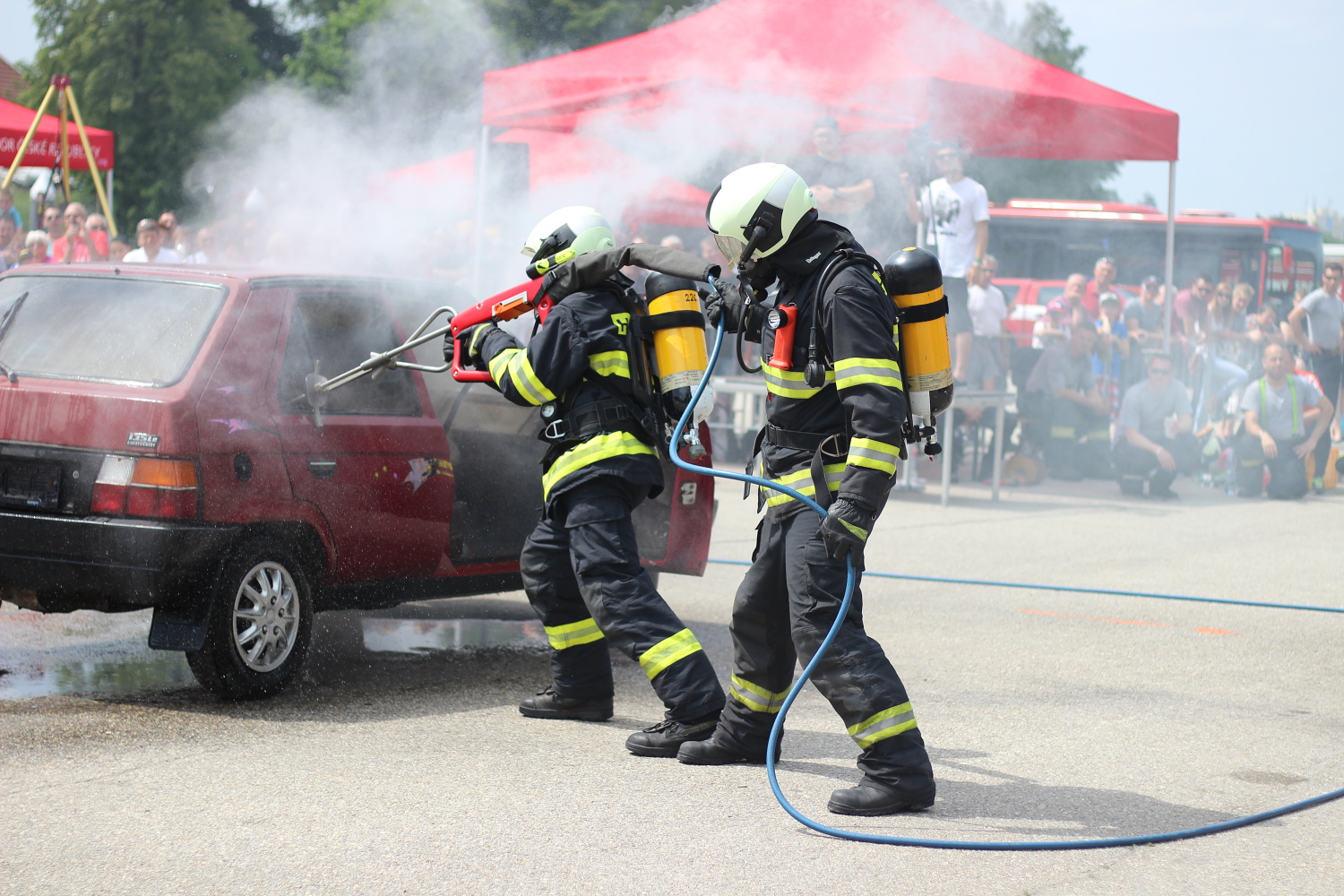 16 Oslavy 150 - náplavka (58).JPG