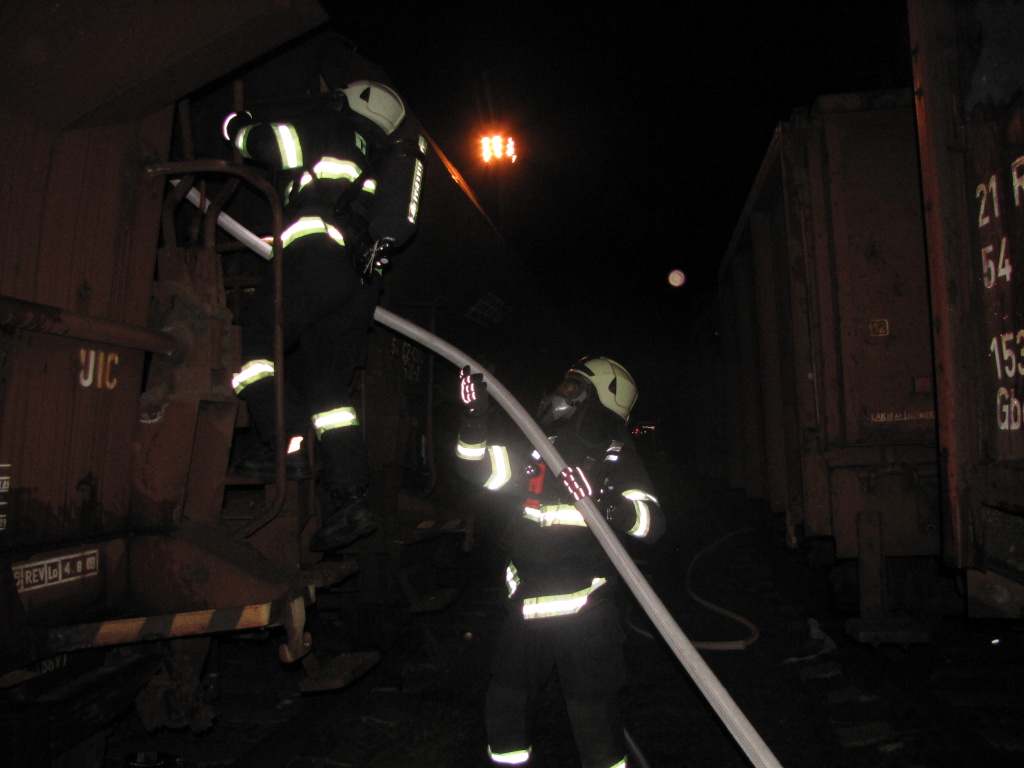 17-03-07 P vagonu, HK (4).JPG