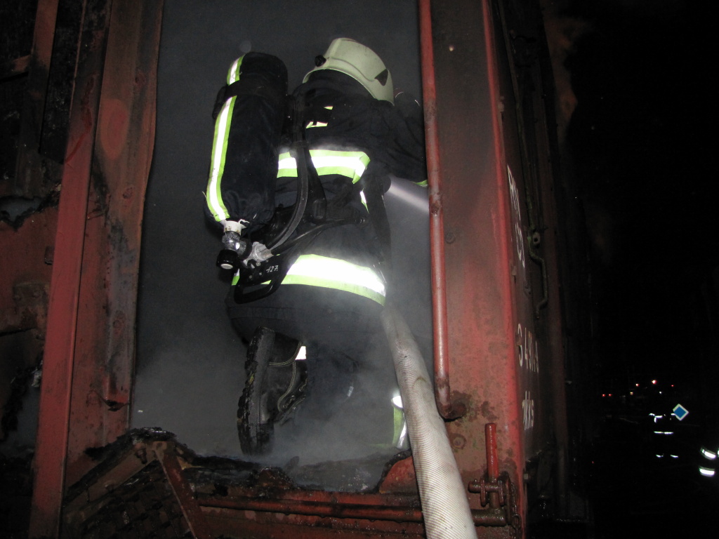 17-03-07 P vagonu, HK.JPG