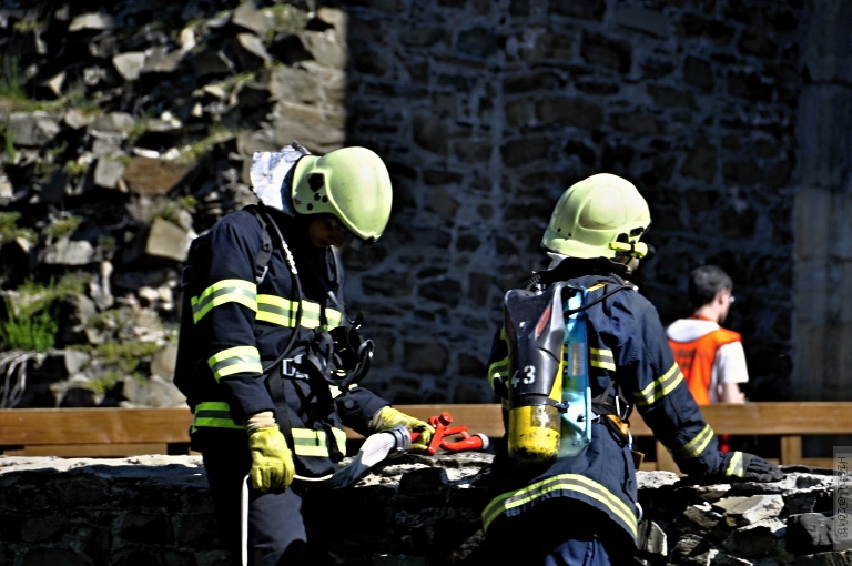 19 cvičení požár Helfštýn - Přerovsko 15-5-2013 (18).JPG