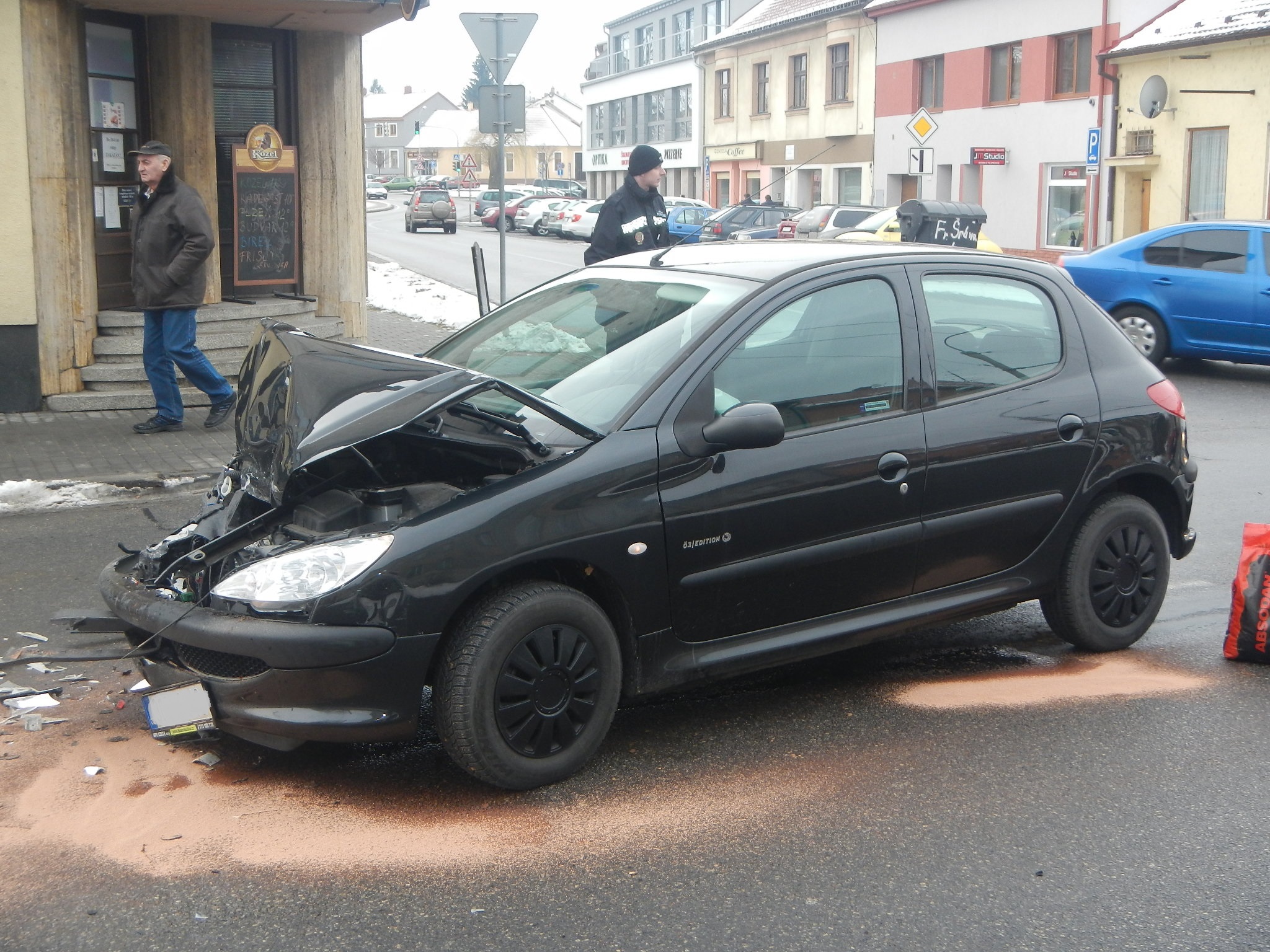 2 Dopravní nehoda, České Budějovice - 31. 1. 2014 (3).jpg