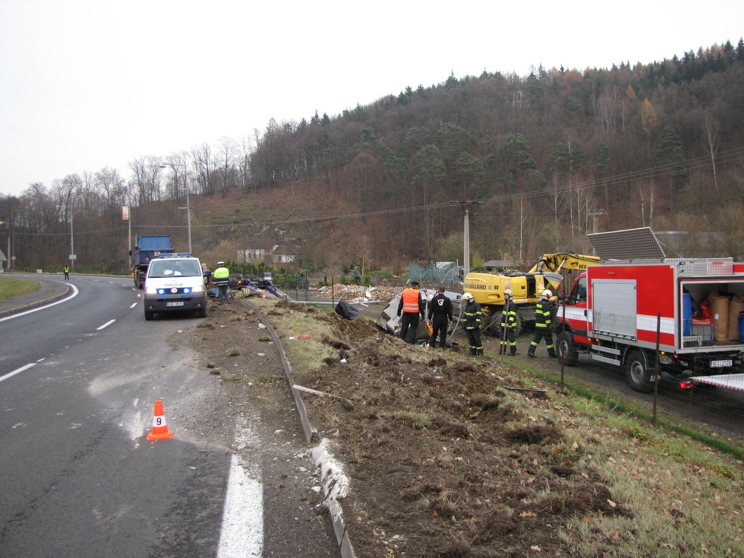 2 Dopravní nehoda, Český Krumlov - 15. 11. 2013 (12).JPG