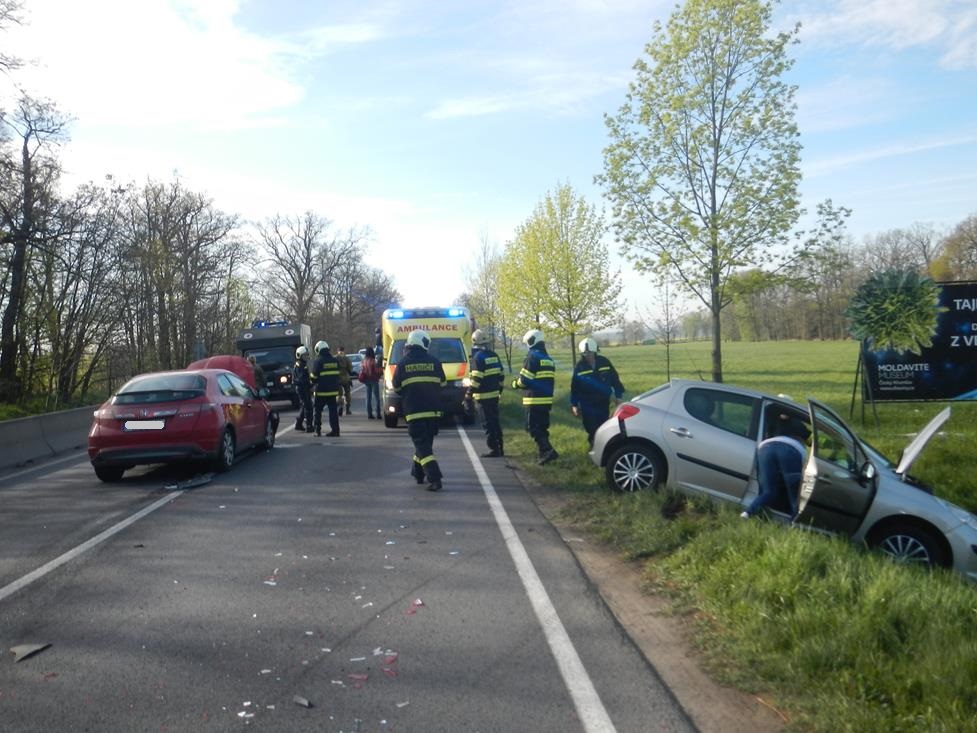 2 Dopravní nehoda 2 OA, Bavorovice - 22. 4. 2016 (3).JPG