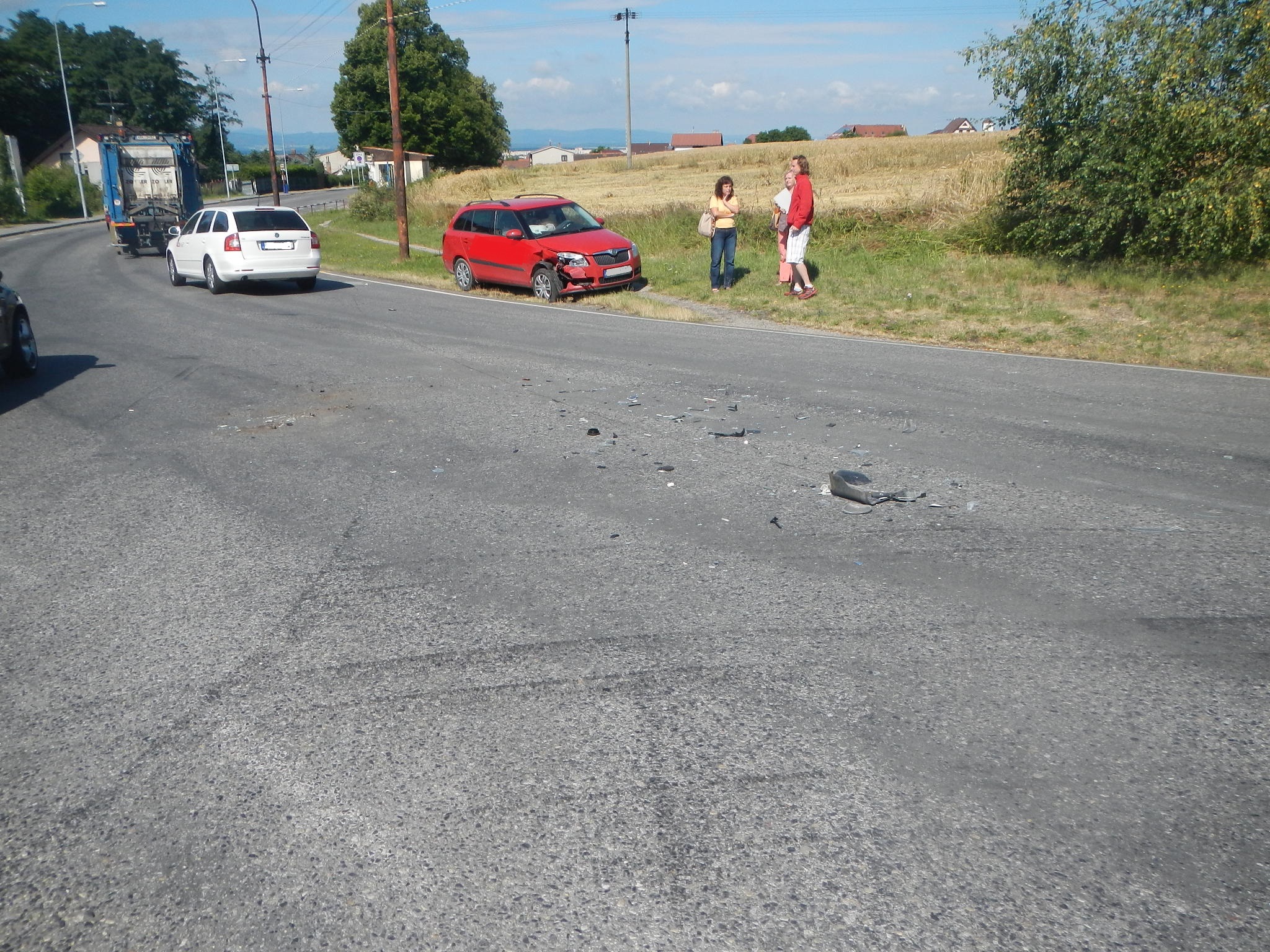 2 Dopravní nehoda 2 OA, Rudolfov - 1. 7. 2014 (1).jpg