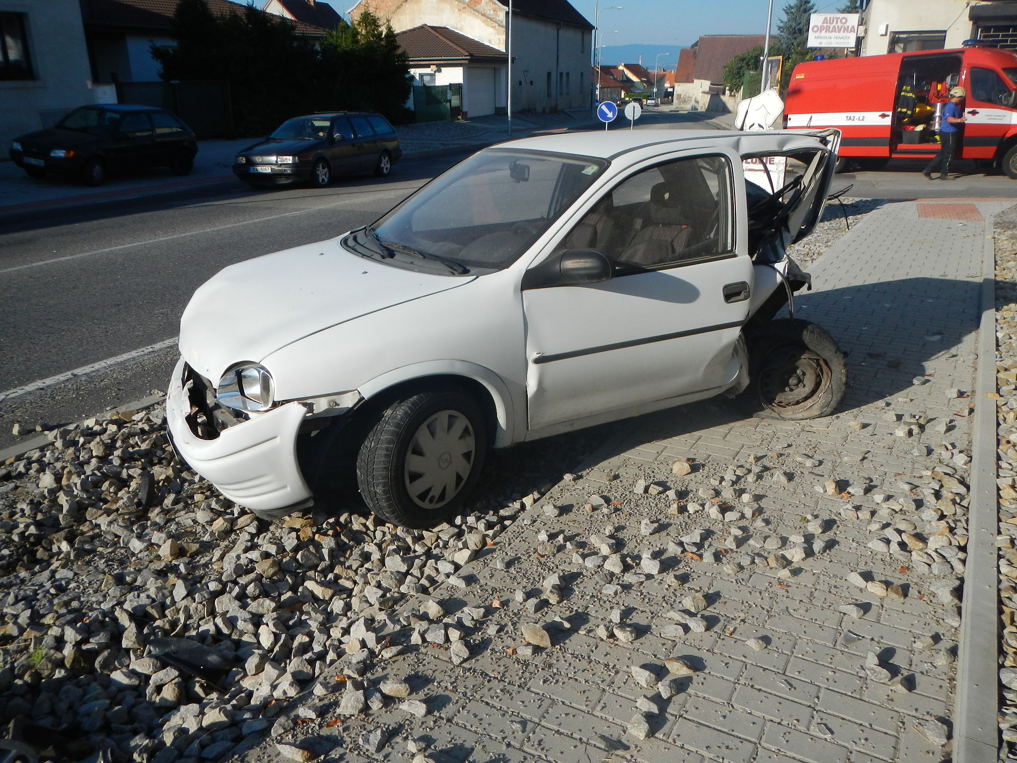 2 Dopravní nehoda 2 OA, Vráto - 18. 8. 2013 (2).jpg