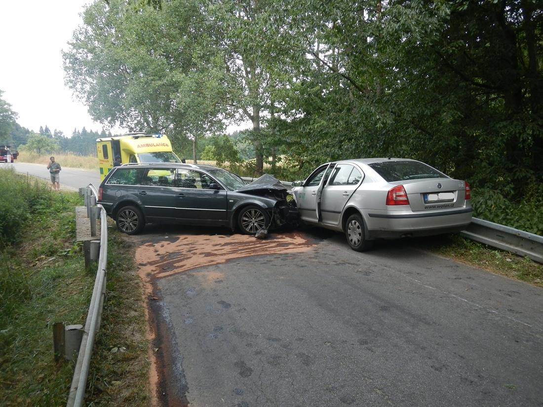 2 Dopravní nehoda 3 OA, Slavonice - 23. 7. 2015 (3).JPG