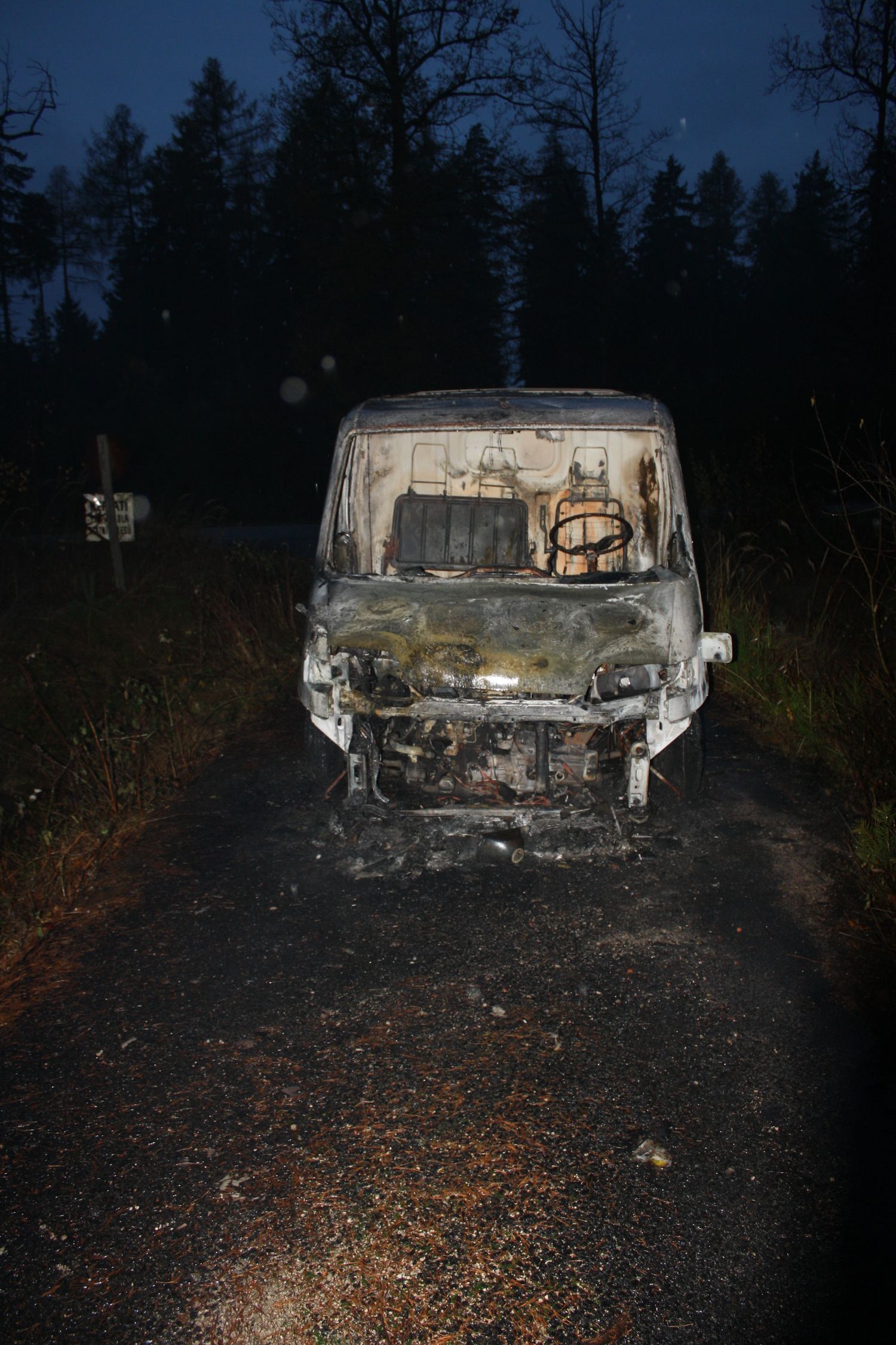 2 Pooár dodávky, By?ov - 9. 11. 2013 (1).JPG