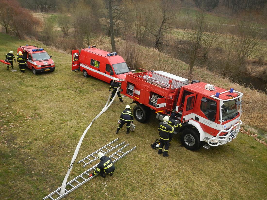 2 Zlatá Koruna - taktické cvičení - 5. 3. 2016 (2).JPG