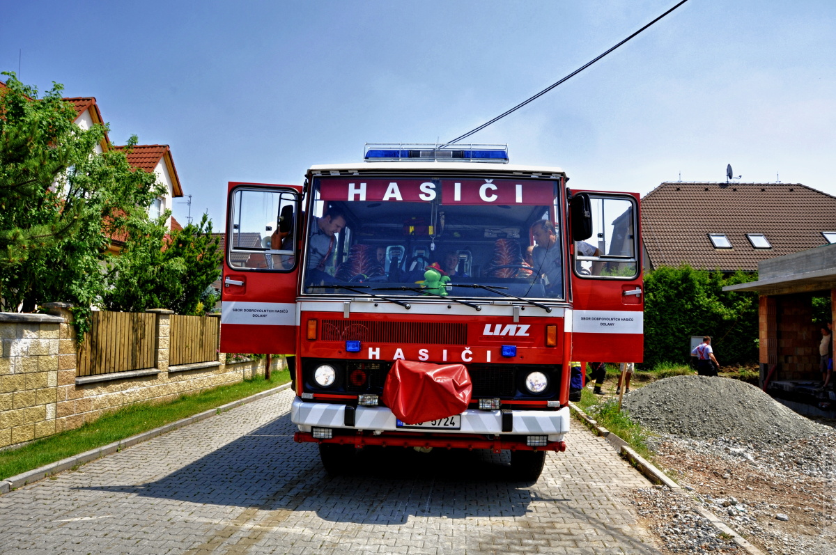 2 pozar_tuje_Dolany_19_6_2013 (10).JPG