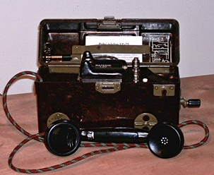 Polní telefon TP25 - celkový pohled