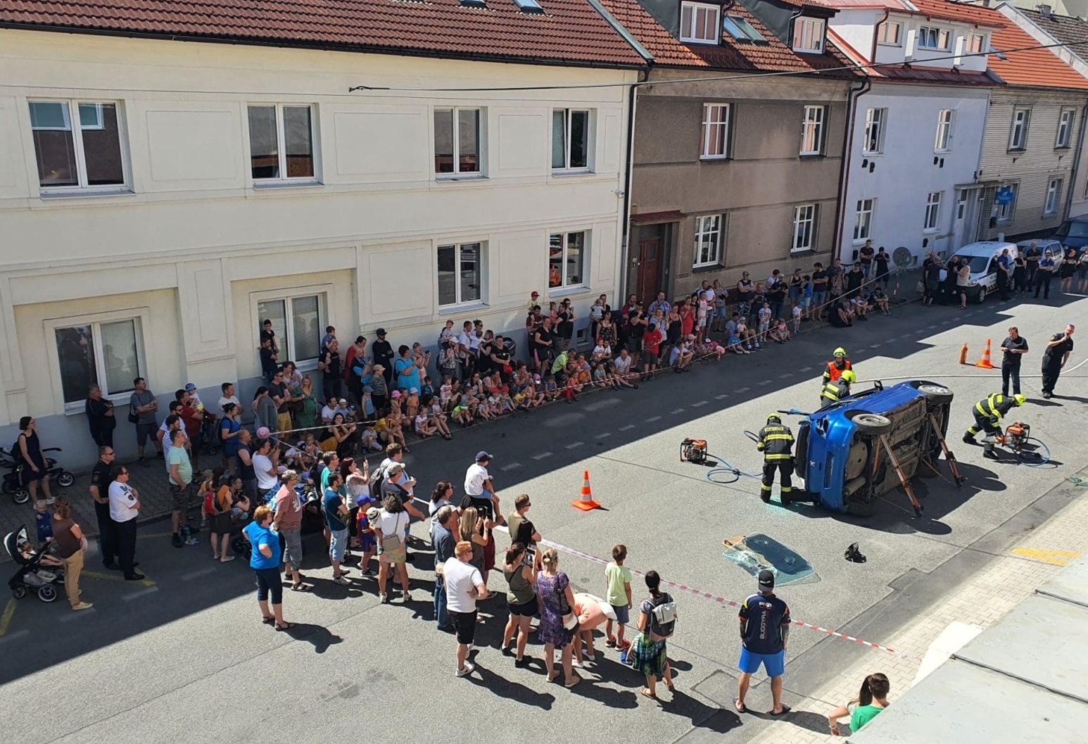 200-Ukázka vyprošťování  na stanici HZS Kladno.jpg